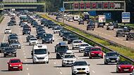 Weg &uuml;bers Wochenende? Diese Zeiten sollten Autofahrer meiden