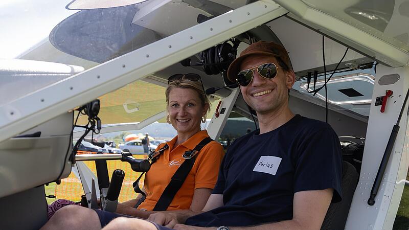 Marius Kuttner ist ein erfahrener Pilot, wie sein Vater und Gro&szlig;vater vor ihm. Beruhigend f&uuml;r die Passagierin.