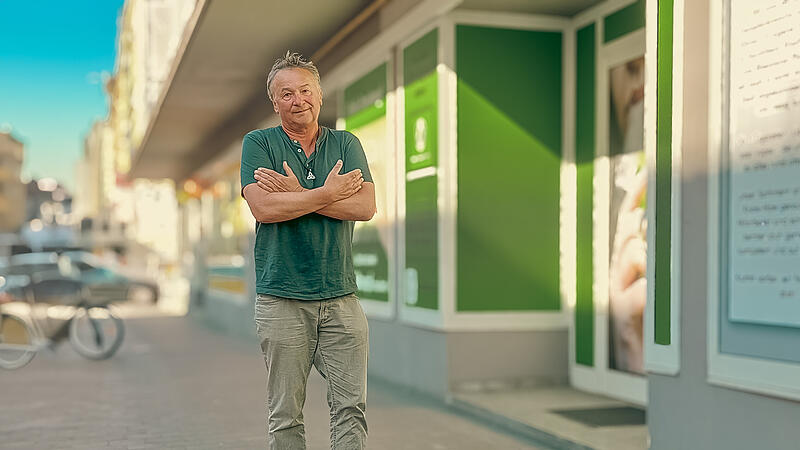 Mit zugeklebten Schaufenstern will sich Michael nicht l&auml;nger abfinden. Er denkt stattdessen ans Bamberger Welterbe.