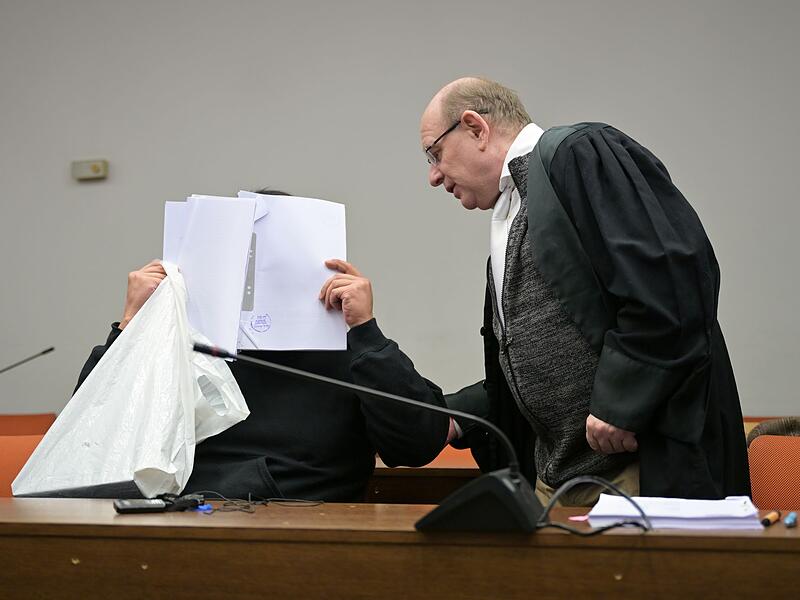 Prozess wegen versuchtem Mord und Vergewaltigung