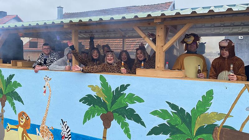 Faschingsumzug in Gef&auml;ll am 17. Februar 2026Faschingsumzug in Gef&auml;ll am 17. Februar 2026