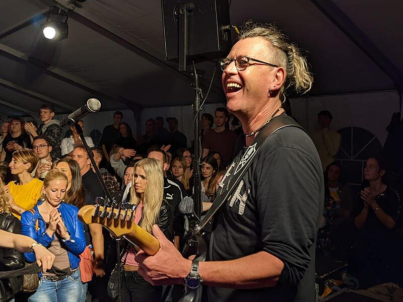 Moskitos auf Reuther KerwaForchheim & Fränkische Schweiz Harald Neubauer von den Moskitos