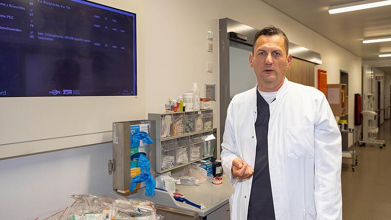 In der Zentralen Notaufnahme des Rh&ouml;n-Klinikum Campus Bad Neustadt versorgen Chefarzt Dr. Michael Schneider und sein Team j&auml;hrlich etwa 28.000 Patienten.