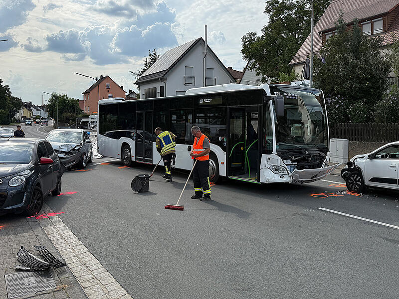 Nach ersten Erkenntnissen verwechselte der Mann Gas- und Bremspedal.