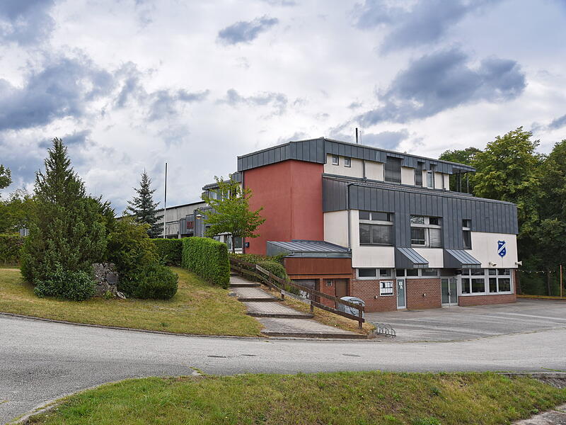 Das Gemeindezentrum in Hausen wird saniert.