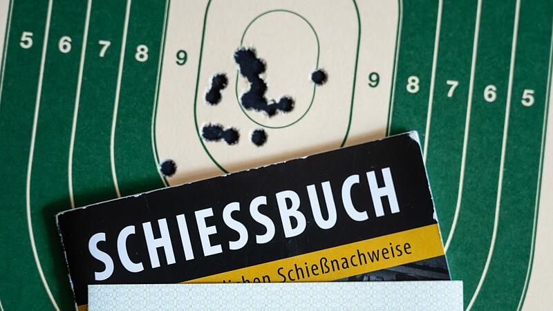 Waffen im Besitz von &laquo;Reichsb&uuml;rgern&raquo; und Rechtsextremen