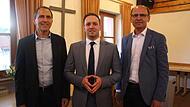 Die neuen Bürgermeister von Obertrubach: Roland Wölfel, Alexander Lang und Bernd Reichel (v.l.).Forchheim & Fränkische Schweiz Die neuen Bürgermeister von Obertrubach: Roland Wölfel, Alexander Lang und Bernd Reichel (v.l.).