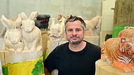 Der Bildhauer Thomas Gröhling in seiner Werkstatt im Bamberger Stadtteil Bug