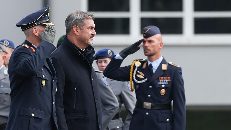 Indienststellungsappell der Offiziersschule der Luftwaffe
