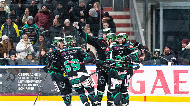 Die H&ouml;chstadt Alligators haben am Dienstagabend in der Oberliga S&uuml;d den EC Peiting besiegt.