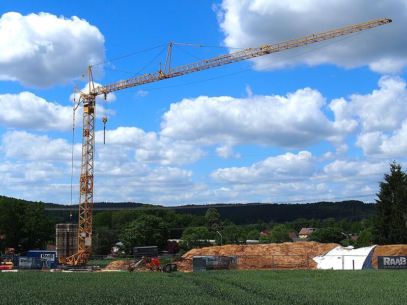 Die Arbeiten f&uuml;r den Neubau des Kindergartens in Mannsgereuth haben bereits begonnen.