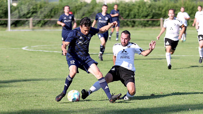 Nach dem TSV Zell wartet nun die SG Geesdorf/Abtswind IIi auf Jason Bugner (links) und den SV Rapid Ebelsbach im Kreispokal.