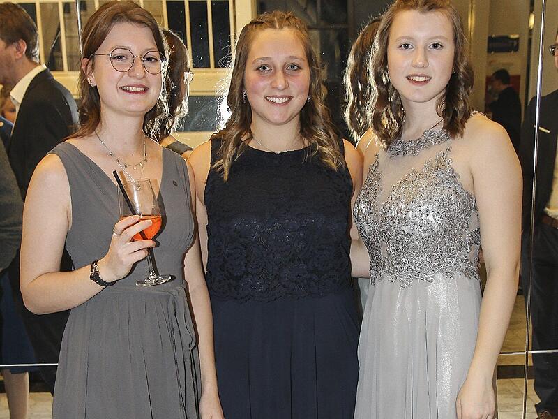 Beim Bauernball in der Kulmbacher Stadthalle tanzten und feierten die Gäste bis tief in die Nacht.2023 Kulmbacher Bauernball