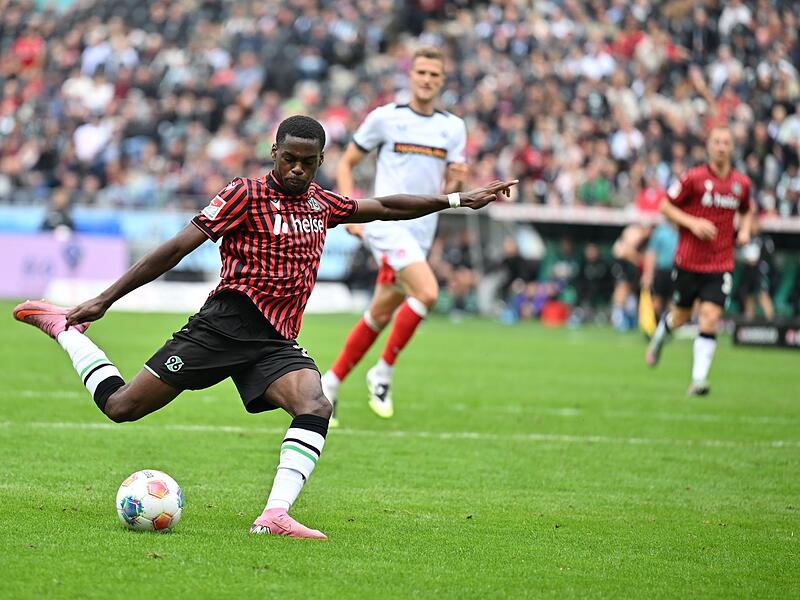 Noel Aseko