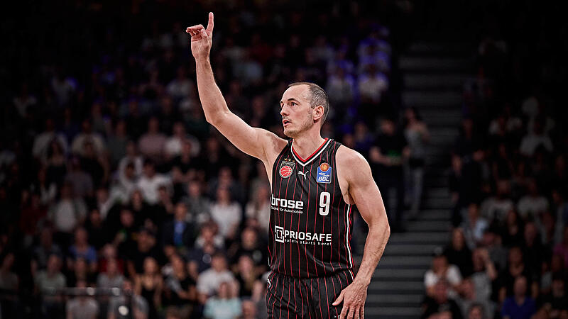 Bestreitet am Samstag sein 638. Bundesliga-Spiel und zieht mit Rekordhalter Alex King gleich: Karsten Tadda.