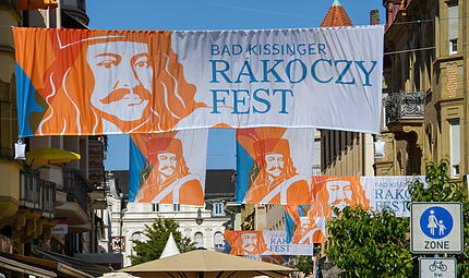 Das Rakoczy-Fest wurde am Freitag eröffnet.Rakoczy-Fest 2026 Bad Kissingen: Eröffnung am Freitag Das Rakoczy-Fest wurde am Freitag eröffnet.Rakoczy-Fest 2026 Bad Kissingen: Eröffnung am Freitag