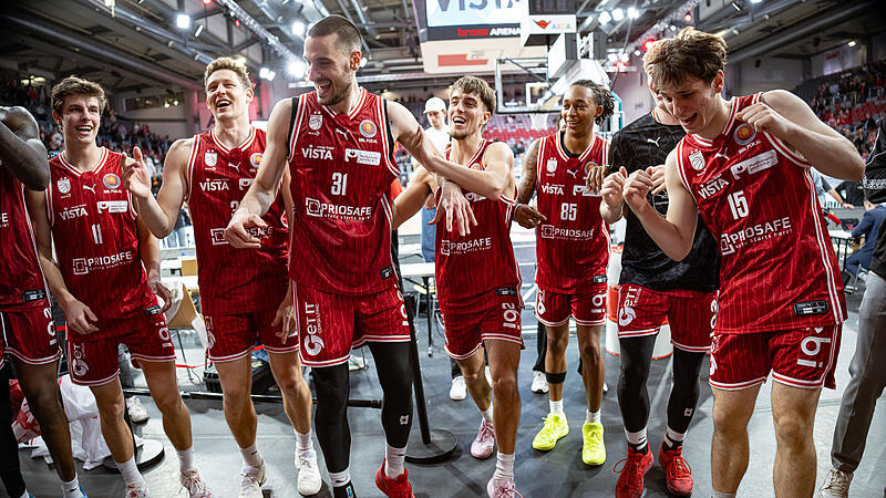 Die Bamberg Baskets feierten im November den Einzug ins Top Four des BBL-Pokals. Die Bamberg Baskets feierten im November den Einzug ins Top Four des BBL-Pokals.