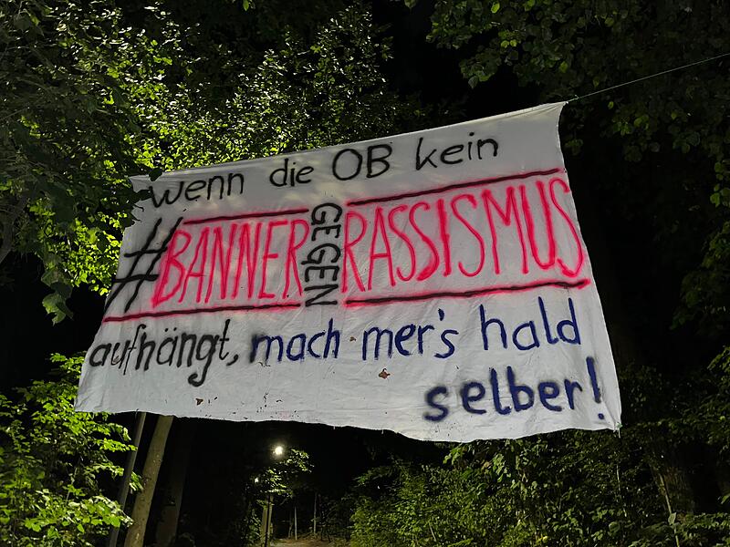 Mysteriöses Banner auf dem AnnafestForchheim & Fränkische Schweiz Mysteriöses Banner auf dem AnnafestForchheim & Fränkische Schweiz