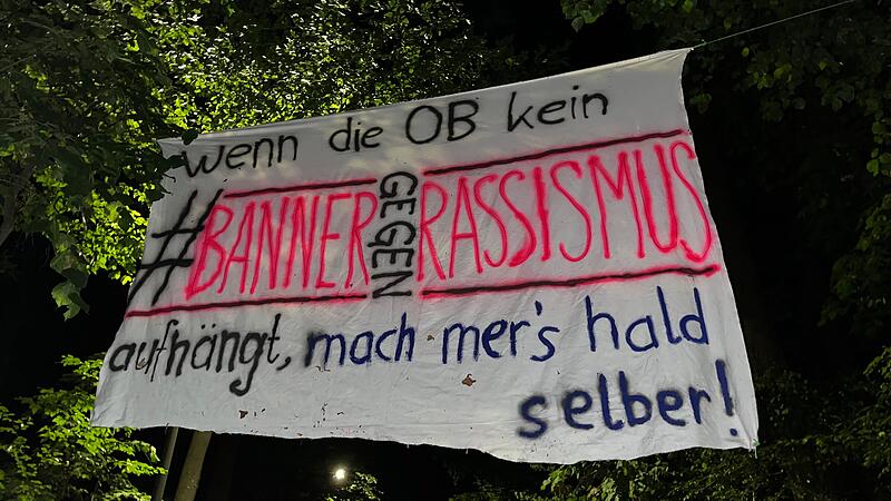 Mysteri&ouml;ses Banner auf dem AnnafestForchheim & Fr&auml;nkische Schweiz