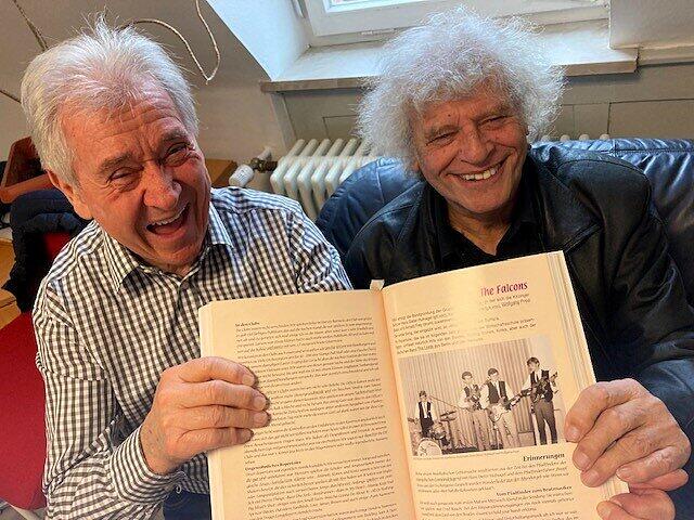 Pip und Mike alias Hans Dieter Hufnagel und Wolfgang Popp schwelgen in alten Zeiten. Pip und Mike alias Hans Dieter Hufnagel und Wolfgang Popp schwelgen in alten Zeiten.