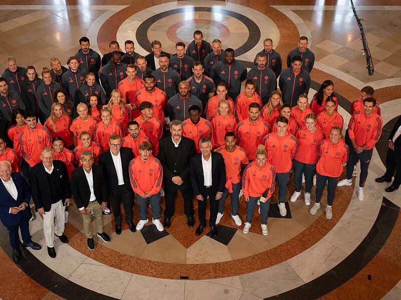 Empfang FC Bayern München in Staatskanzlei