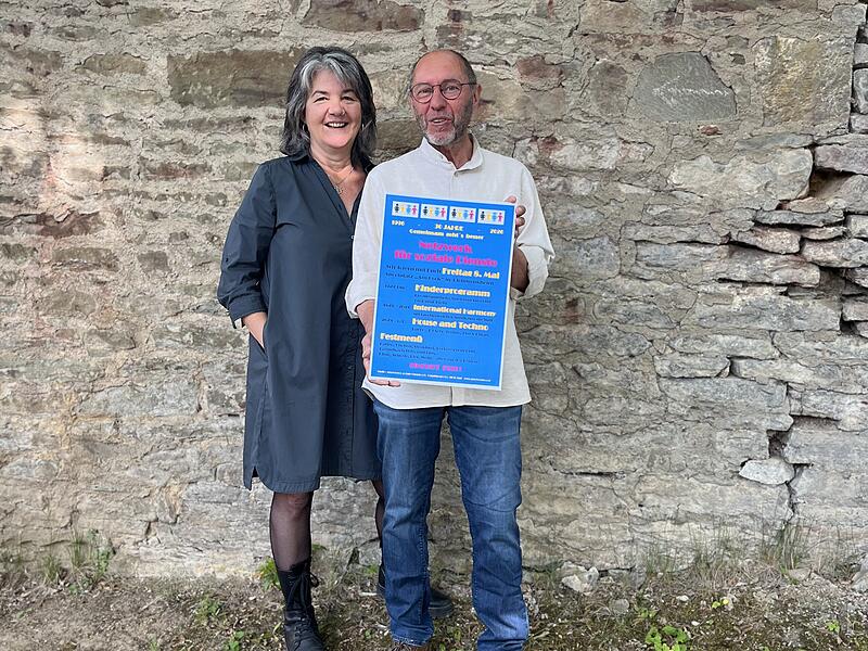 Anja Heide und Charlie Friedel feiern 30 Jahre Netzwerk f&uuml;r Soziale Dienste.
