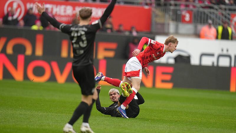 1. FC Kaiserslautern - SpVgg Greuther Fürth 1. FC Kaiserslautern - SpVgg Greuther Fürth