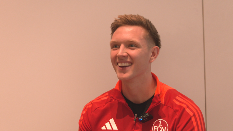 Jan Reichert, Torh&uuml;ter des 1. FC N&uuml;rnberg, spricht im Interview &uuml;ber seine Anf&auml;nge, den FC Schweinfurt und Manuel Neuer.
