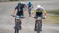 Der Kulmbacher Elias Hückmann sicherte sich beim Bikefestival in Basel im Sprint Platz 4 vor dem Schweizer Lewin Iten (links).