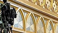 Gerald Fink spielt an dem noch original aus dem 19. Jahrhundert erhaltenen großen Instrument in der schwarzen Kirche in Kronstadt/Braslov (im Rahmen einer Reise der evangelischen Kirchengemeinde 2024).