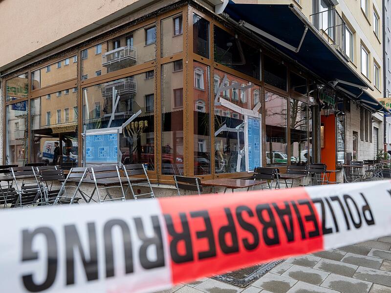 Vorfall an israelischem Restaurant - Fenster besch&auml;digt