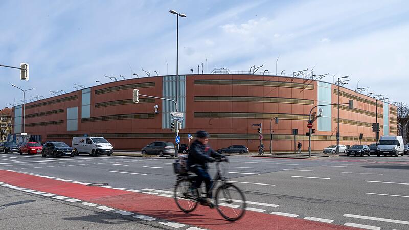 Prozessauftakt gegen Justizvollzugsbeamte Prozessauftakt gegen Justizvollzugsbeamte