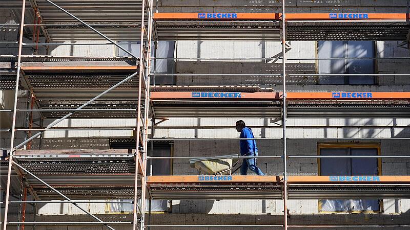 Mit zusätzlichen Milliarden soll der Bau neuer Wohnungen wie hier in Berlin angekurbelt werden. Mit zusätzlichen Milliarden soll der Bau neuer Wohnungen wie hier in Berlin angekurbelt werden.