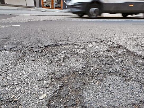 Die Sanierung der Staffelsteiner Straßen würde 43,7 Millionen Euro kosten.