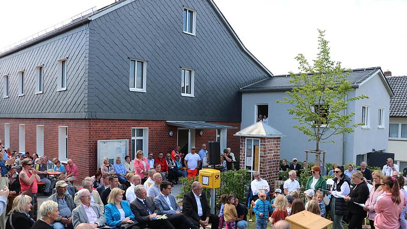 Der Kindergarten Arche Noah begr&uuml;&szlig;te die G&auml;ste.