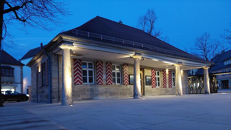 Alte Wache ForchheimForchheim & Fränkische Schweiz Neues Leben in der Alten Wache? Wer die Gastronomie am Paradeplatz künftig übernehmen will, bleibt nach wie vor im Dunklen.