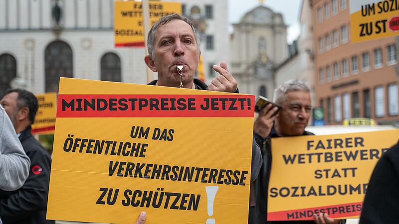 Taxifahrer demonstrieren in M&uuml;nchen