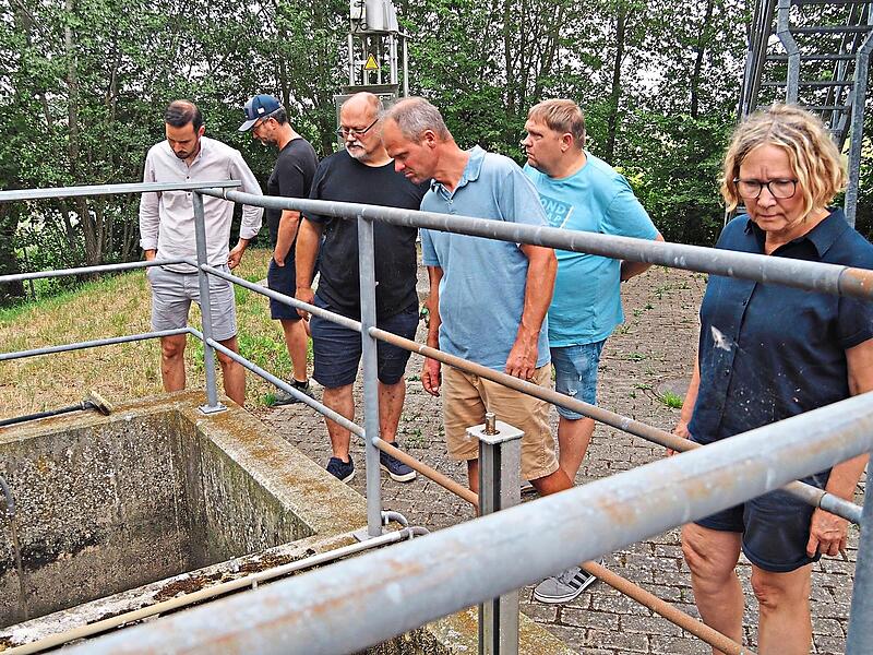 Endstation der Abwasserreinigung - hier wird das gereinigte und gepr&uuml;fte Abwasser in die Mittelebrach geleitet. Elke Pieger