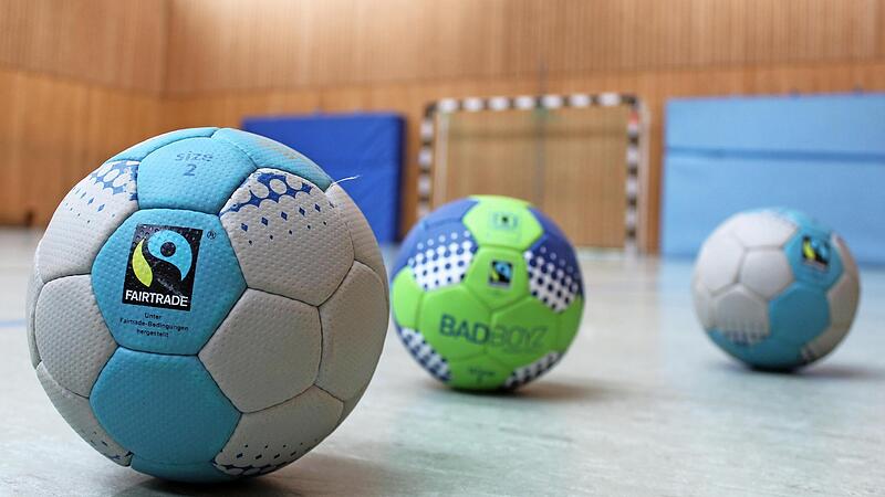 Fair gehandelte Bälle im Sportunterricht Fair gehandelte Bälle im Sportunterricht