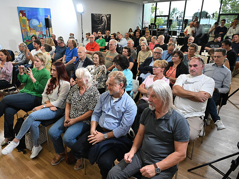 Gut besucht war die Podiumsdiskussion vom Fränkischen Tag in den Räumen der Mediengruppe Oberfranken im Herbst 2023. In diesem Raum findet auch die Diskussionsrunde am 25. Juni 2024 statt.