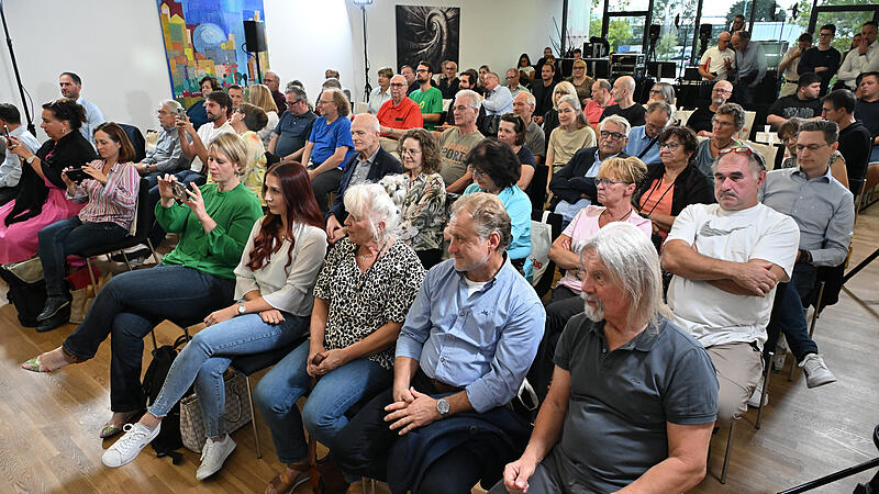 Podiumsdiskussion Gut besucht war die Podiumsdiskussion vom Fränkischen Tag in den Räumen der Mediengruppe Oberfranken im Herbst 2023. In diesem Raum findet auch die Diskussionsrunde am 25. Juni 2024 statt.