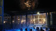 Ein kleines, aber feines Feuerwerk beendete die mehr als 26 Jahre w&auml;hrende Geschichte der Therme Sinnflut.