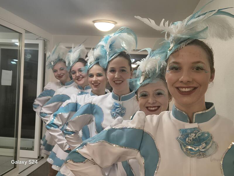 So sch&ouml;n war's beim B&uuml;ttenabend in Waldfenster.