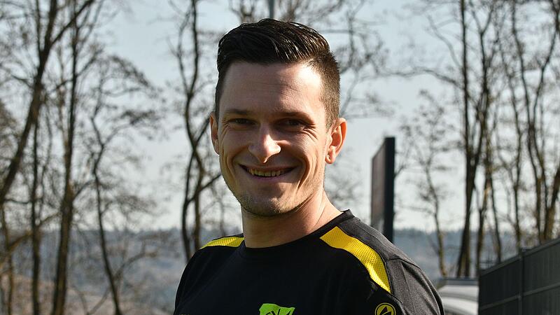 Bilder Trainer etc. Spielender Co-Trainer bei der SG Küps/Schmölz: André Paura