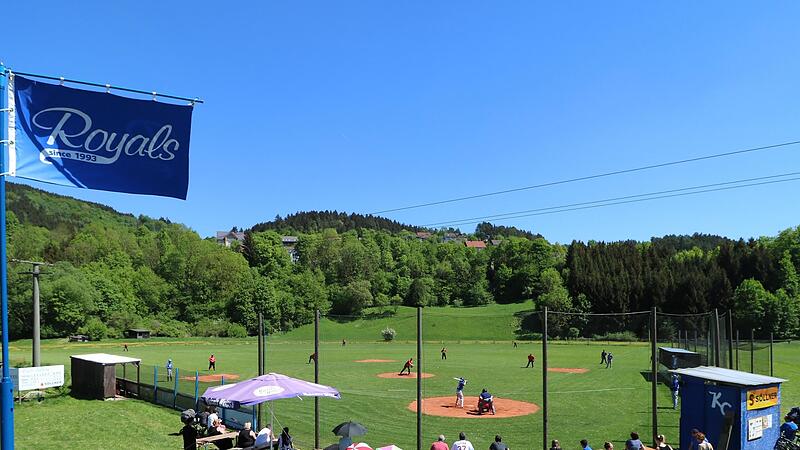 Der Royals-Ballpark in Steinberg: An der Heimstätte findet die Jubiläumsfeier der Kronach Royals statt. Der Royals-Ballpark in Steinberg: An der Heimstätte findet die Jubiläumsfeier der Kronach Royals statt.