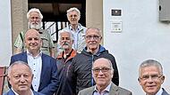 Einen Scheck über 5000 Euro überreichten Landrat Thomas Bold, Mitglied im Stiftungsrat der Sparkasse Bad Kissingen (l.), sowie Roland Friedrich, Vorstandsvorsitzender der Sparkassenstiftung Bad Kissingen (r.), an Martin Kuchler (Mitte). Mit auf de...