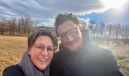 Carmen und Thomas Lang aus Frensdorf sind seit 26 Jahren zusammen und privat wie politisch ein eingespieltes Team. Auch, wenn sie auf unterschiedlichen Partei-Listen stehen.