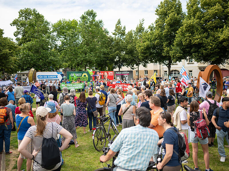 Auf dem Markusplatz ging die Demonstration zu Ende. Auf dem Markusplatz ging die Demonstration zu Ende.