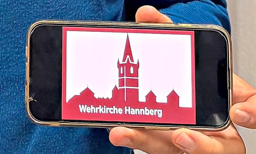 Der Entwurf des Hinweisschildes für die Wehrkirche an der A 3 bei Heßdorf. Der Entwurf des Hinweisschildes für die Wehrkirche an der A 3 bei Heßdorf.