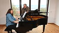 Das Musiker-Ehepaar Beate und Pieter Roux haben sich den Traum vom Konzertsaal im eigenen Haus erfüllt.